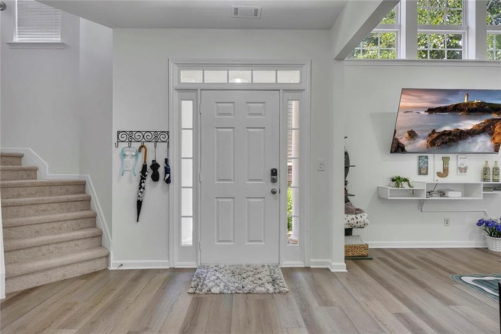 3 bedroom, 3 bathroom, 1,903 sq ft townhouse under contract at 2700 Pierce Brennen Court, Lawrenceville, GA 30043 — photo 6