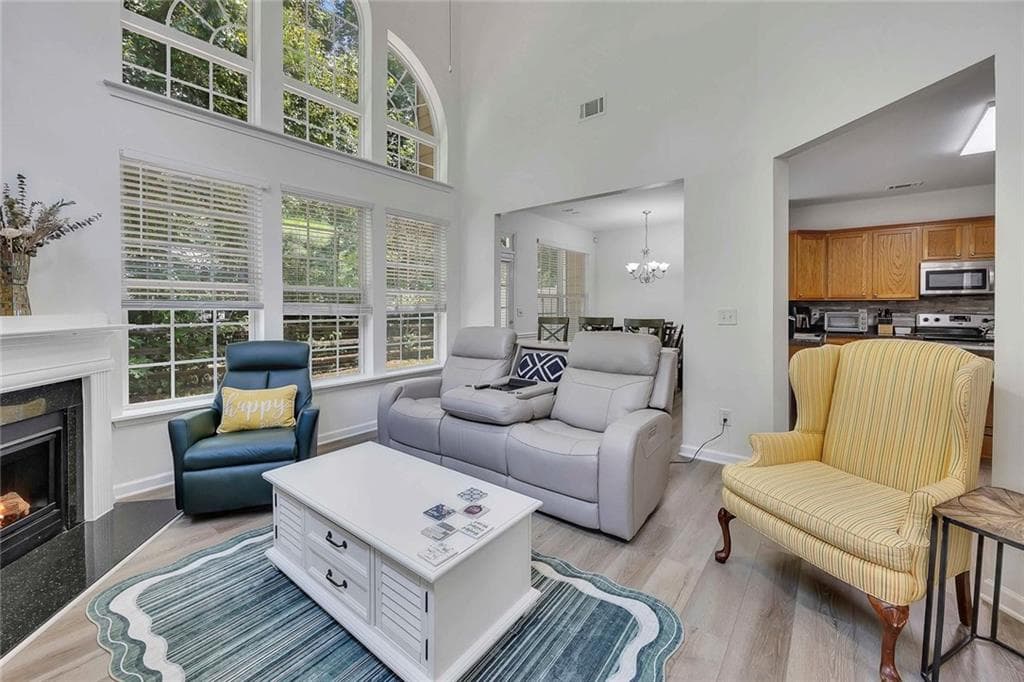 3 bedroom, 3 bathroom, 1,903 sq ft townhouse under contract at 2700 Pierce Brennen Court, Lawrenceville, GA 30043 — photo 8