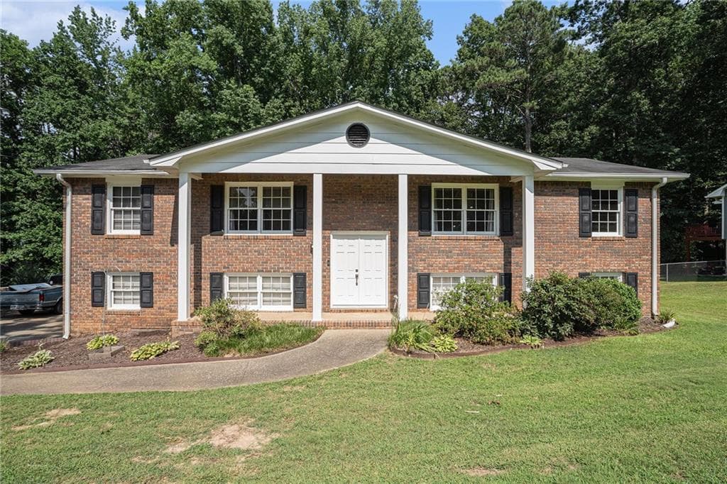 4 bedroom, 3 bathroom, 2,380 sq ft single family residence sold at 3562 Todd Drive, Douglasville, GA 30135