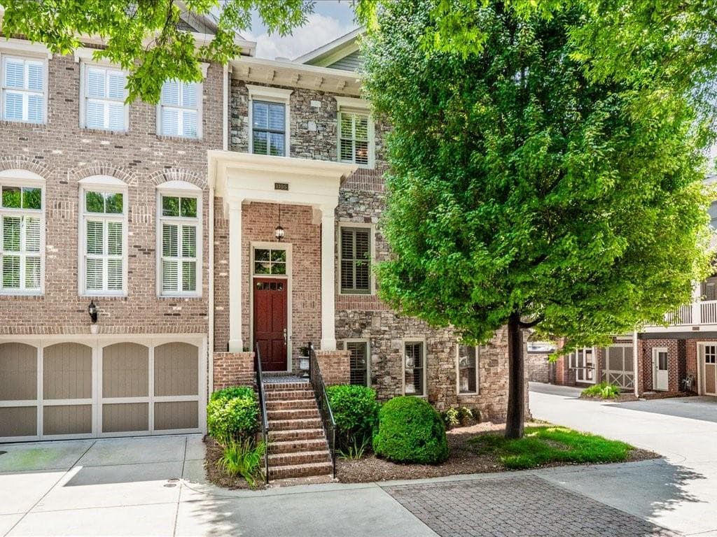 1105 Charles Towne Square, Sandy Springs, GA 30328 — most recent listing photo