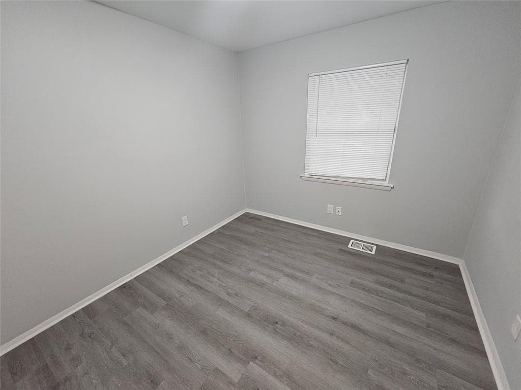 3 bedroom, 2 bathroom, 1,329 sq ft single family residence under contract at 1711 Rock Cut Road, Conley, GA 30288 — photo 8