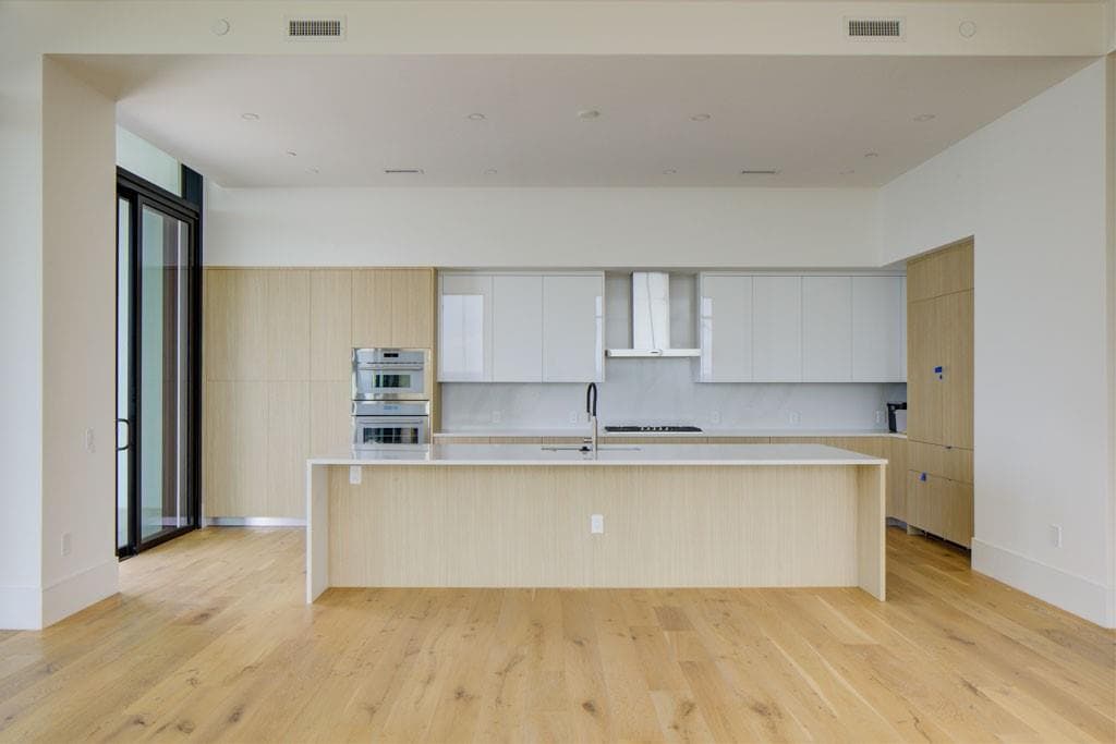3 bedroom, 4 bathroom, 2,985 sq ft condominium for sale at 2425 Peachtree Road 1505, Atlanta, GA 30305 — photo 10