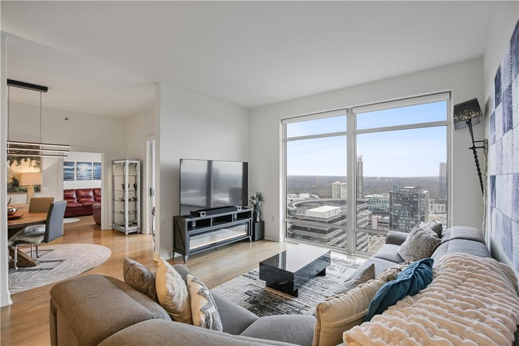 3445 Stratford Road 3703, Atlanta, GA 30326 — most recent listing photo