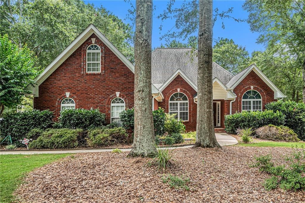 5 bedroom, 5 bathroom, 3,886 sq ft single family residence sold at 7009 Memory Lane, Loganville, GA 30052