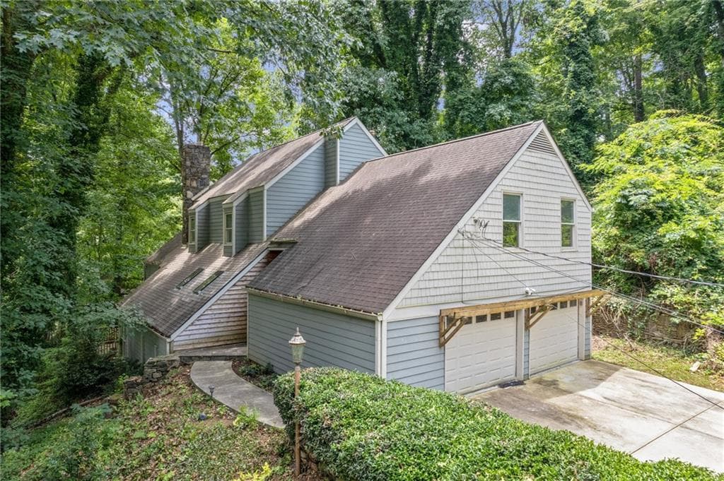 7090 Riverside Drive, Atlanta, GA 30328 — most recent listing photo