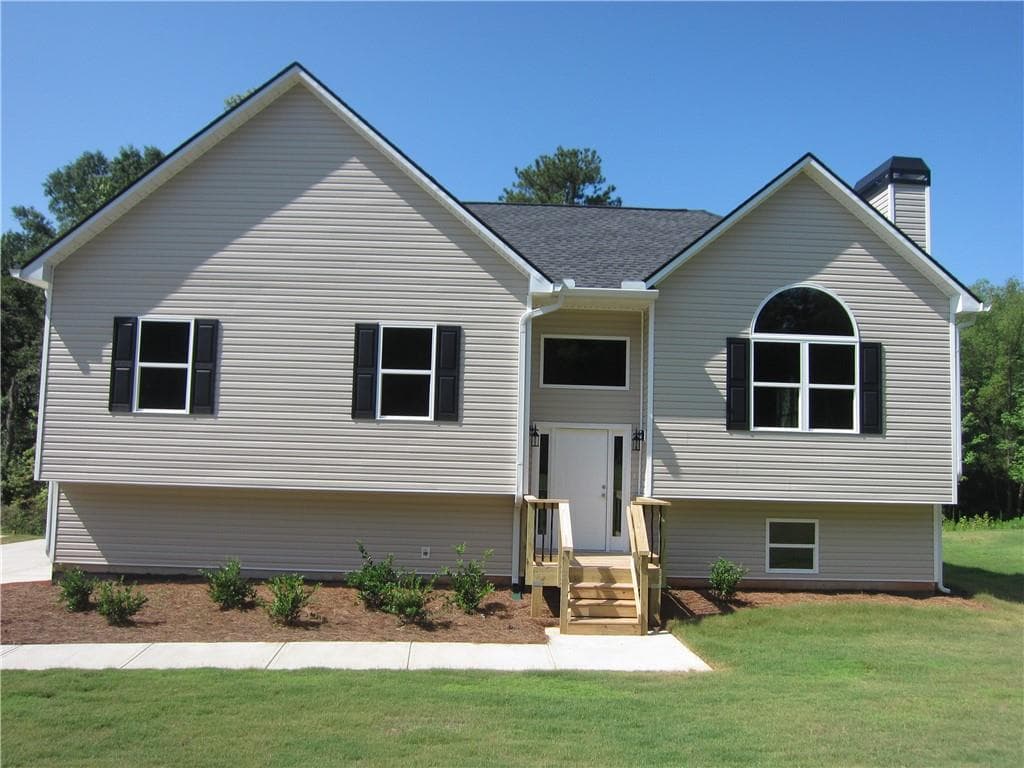 3 bedroom, 3 bathroom, 2,088 sq ft single family residence for sale at 184 Gamel Road, Dallas, GA 30157
