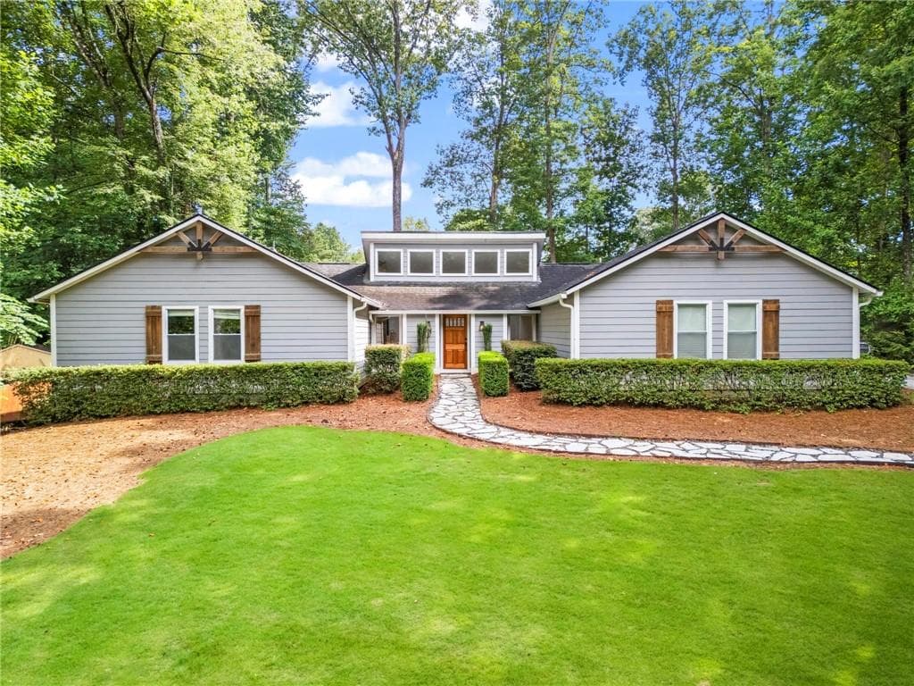4 bedroom, 4 bathroom, 2,628 sq ft single family residence sold at 5391 Mill Run Drive, Marietta, GA 30068