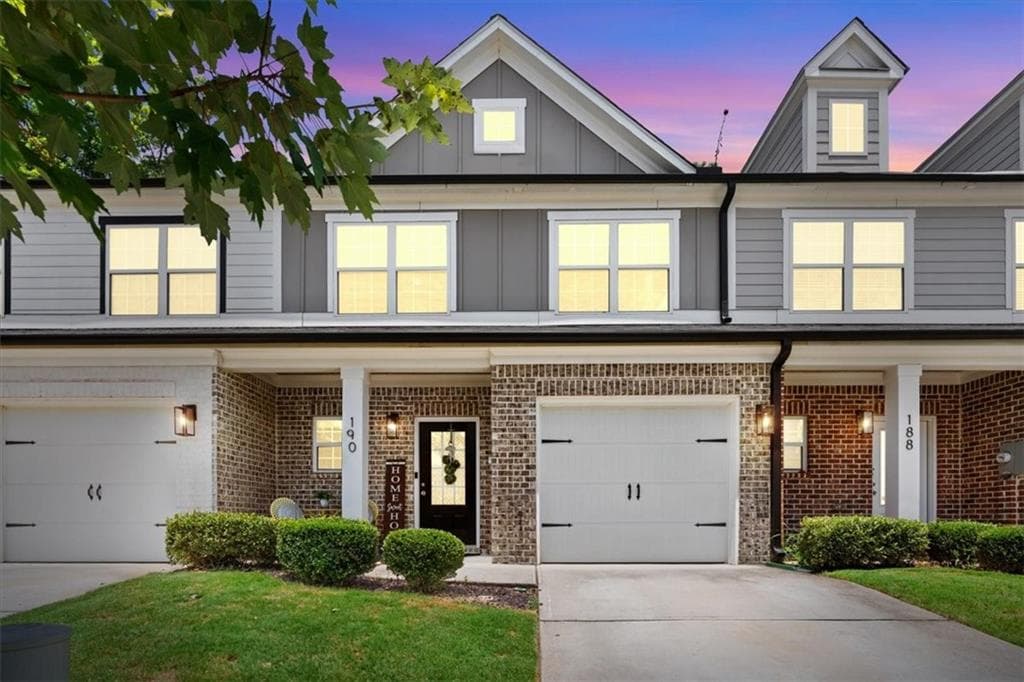 3 bedroom, 3 bathroom, 1,772 sq ft townhouse sold at 190 Spring Way Square, Canton, GA 30114