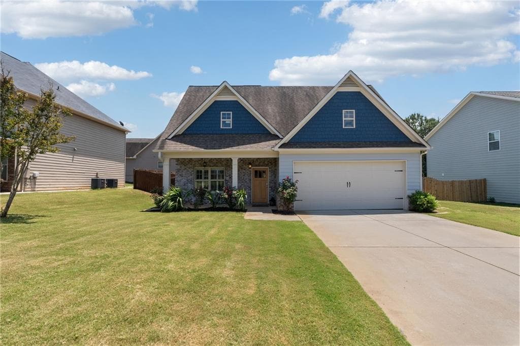 4 bedroom, 3 bathroom, 2,633 sq ft single family residence sold at 4115 Radford Oaks Lane, Cumming, GA 30028