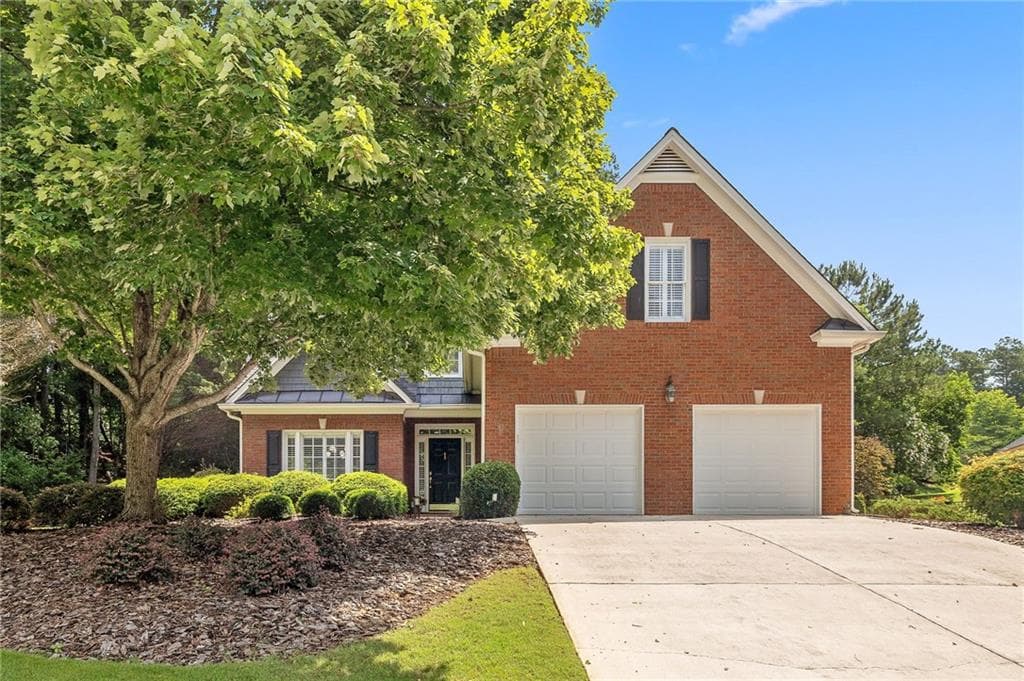 4 bedroom, 3 bathroom, 2,602 sq ft single family residence sold at 13995 Mariners Cove, Alpharetta, GA 30005