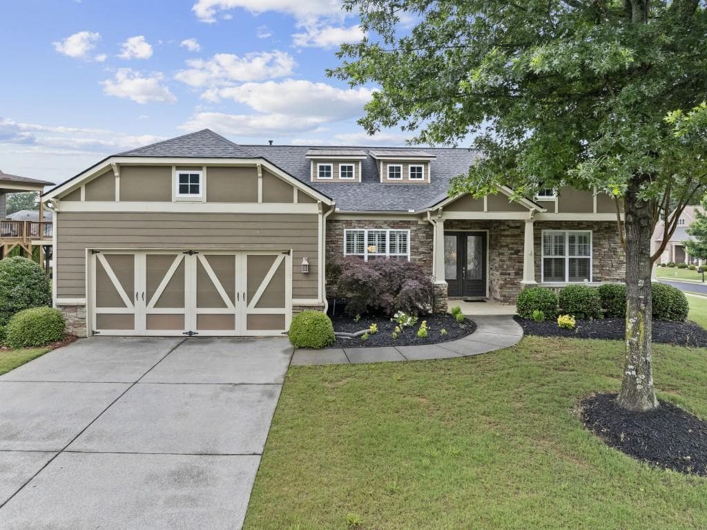 3 bedroom, 3 bathroom, 2,580 sq ft single family residence sold at 430 Larkspur Drive, Canton, GA 30114