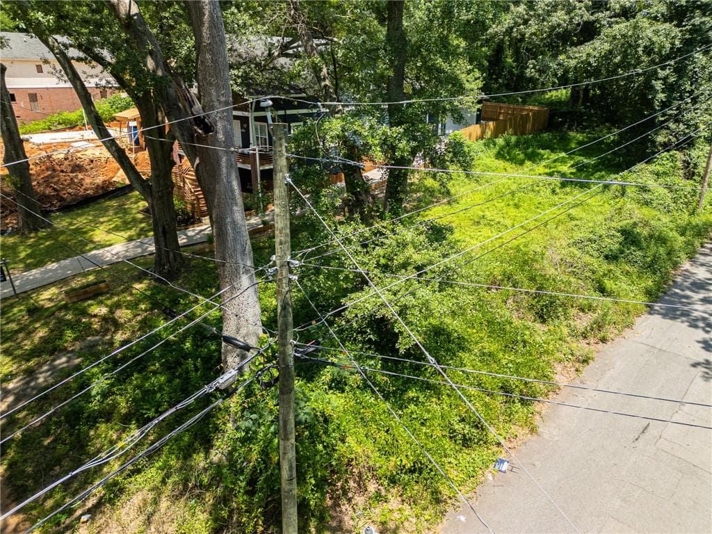 single family residence for sale at 1981 Lois Place, Atlanta, GA 30318 — photo 4