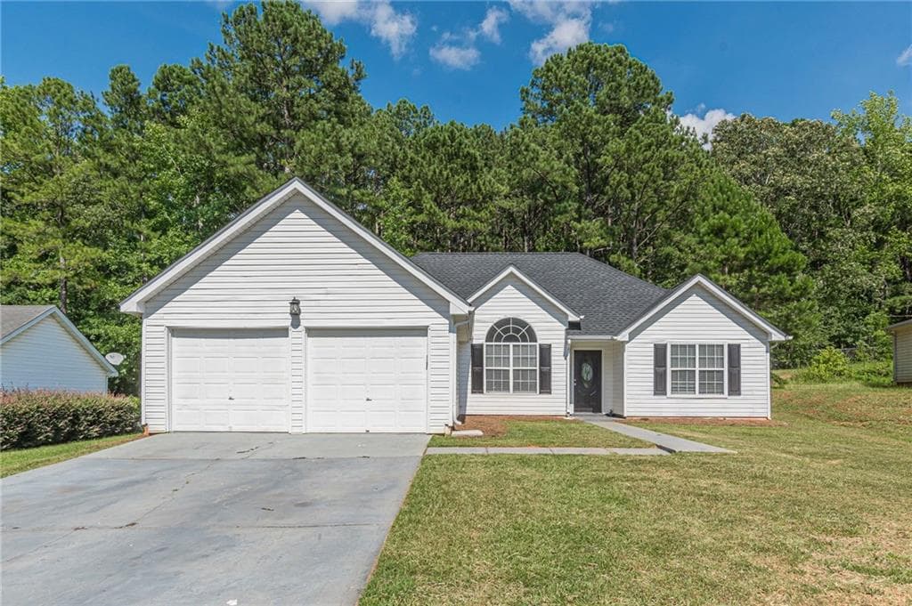 160 Goldleaf Drive, Hampton, GA 30228 — most recent listing photo