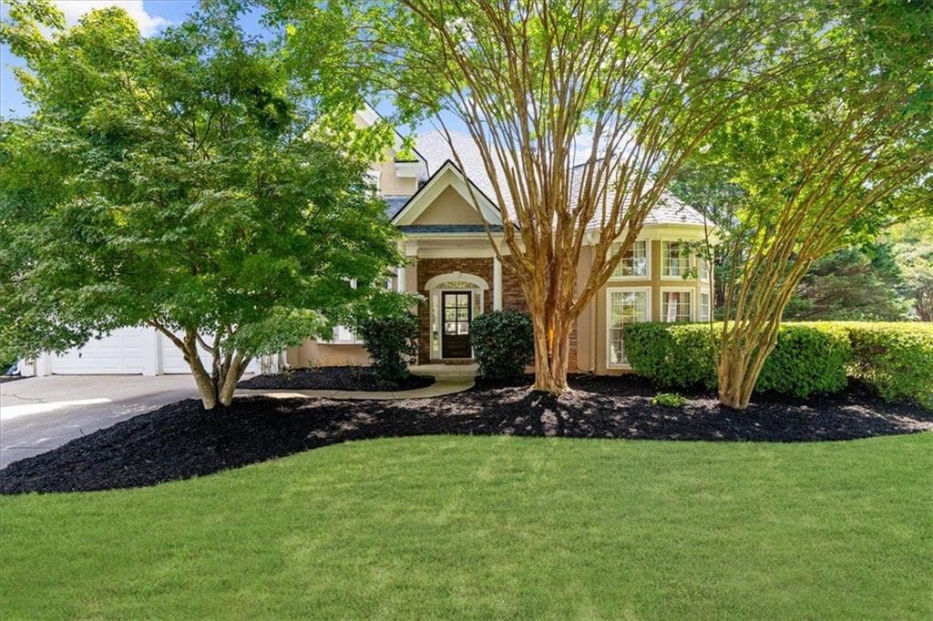 600 Olde Shire Court, Roswell, GA 30075 — most recent listing photo