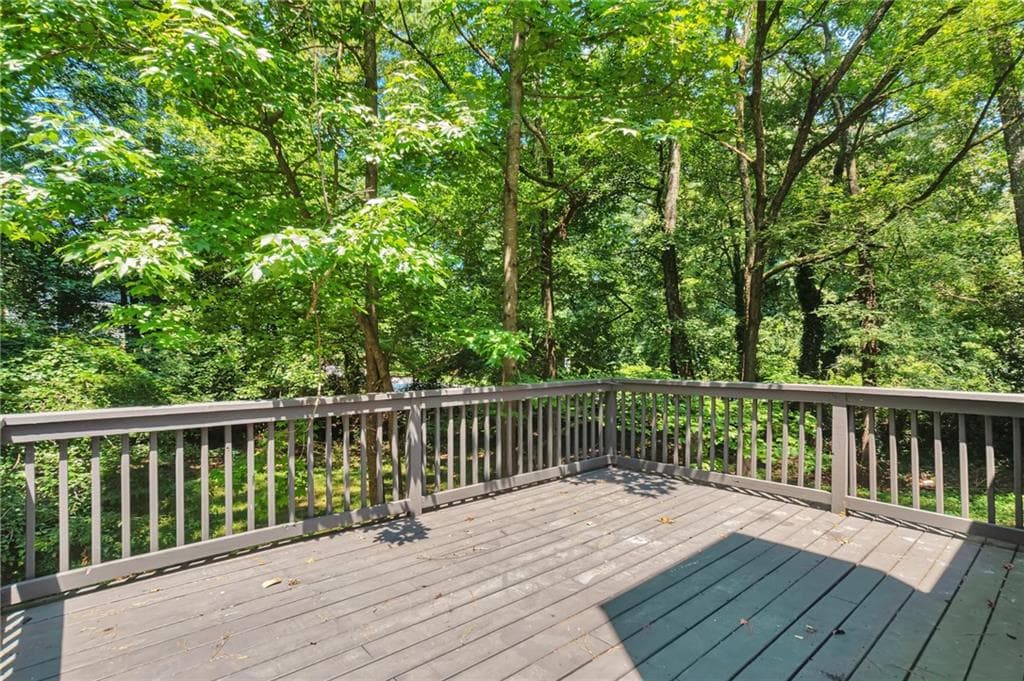 4 bedroom, 2 bathroom, 1,571 sq ft single family residence for sale at 4055 Chimney Ridge Way, Ellenwood, GA 30294 — photo 10