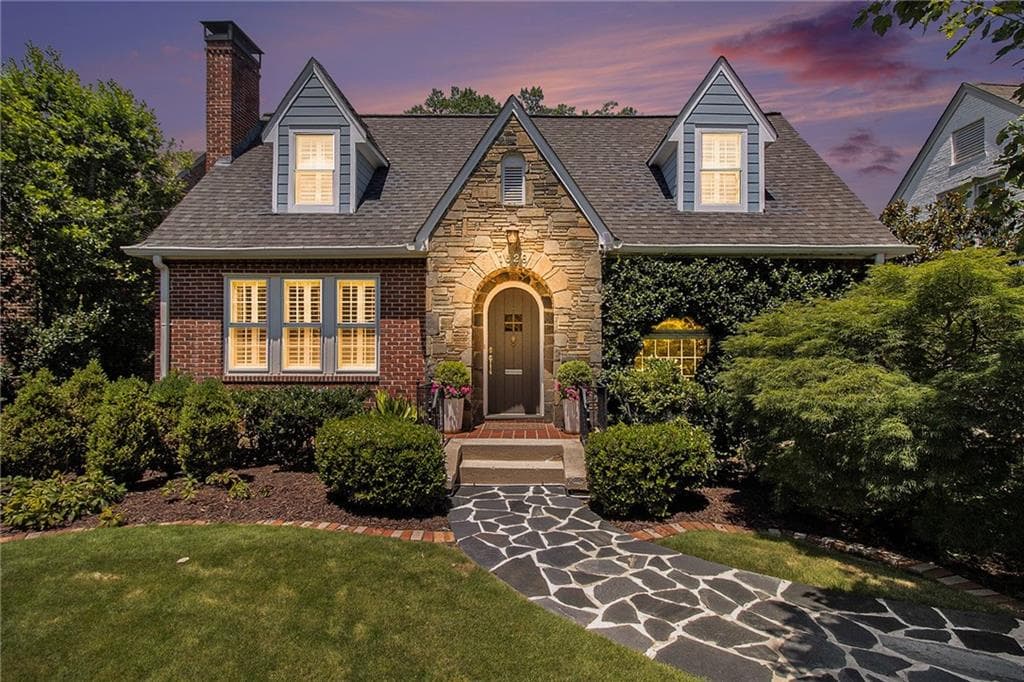 3 bedroom, 4 bathroom, 3,071 sq ft single family residence sold at 1528 N Highland Avenue, Atlanta, GA 30306