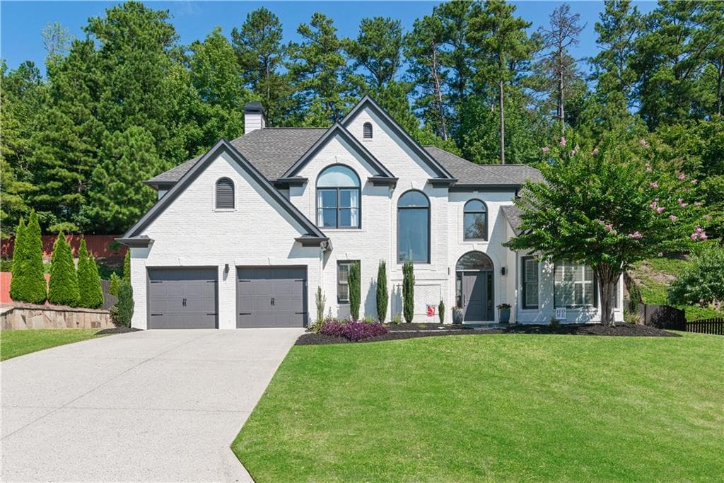 4 bedroom, 3 bathroom, 3,003 sq ft single family residence sold at 150 Fallen Leaf Court, Alpharetta, GA 30005
