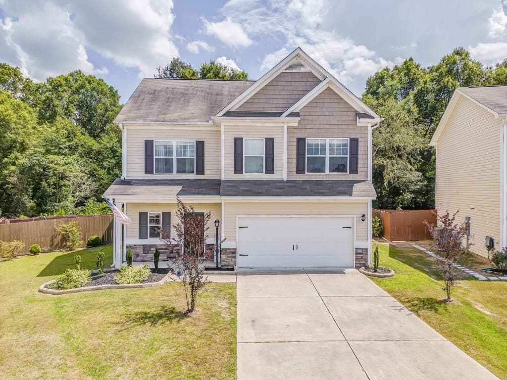 308 Heritage Drive, Calhoun, GA 30701 — most recent listing photo