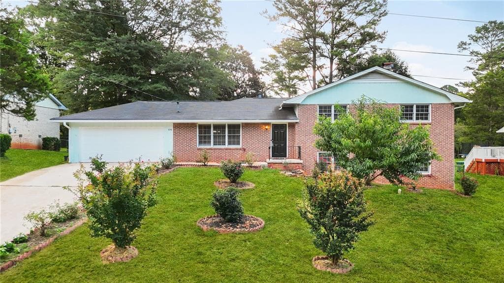 5 bedroom, 3 bathroom, 2,438 sq ft single family residence sold at 636 Hearon Drive, Stone Mountain, GA 30088