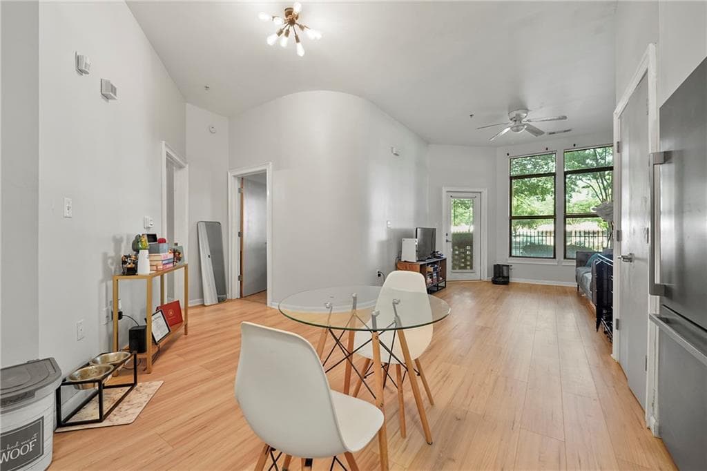 1 bedroom, 1 bathroom, 696 sq ft condominium for sale at 898 Oak Street 1105, Atlanta, GA 30310 — photo 6