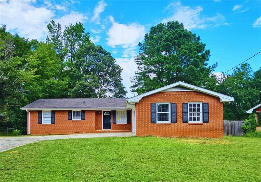 1822 Hallmark Drive, Griffin, GA 30223 — most recent listing photo