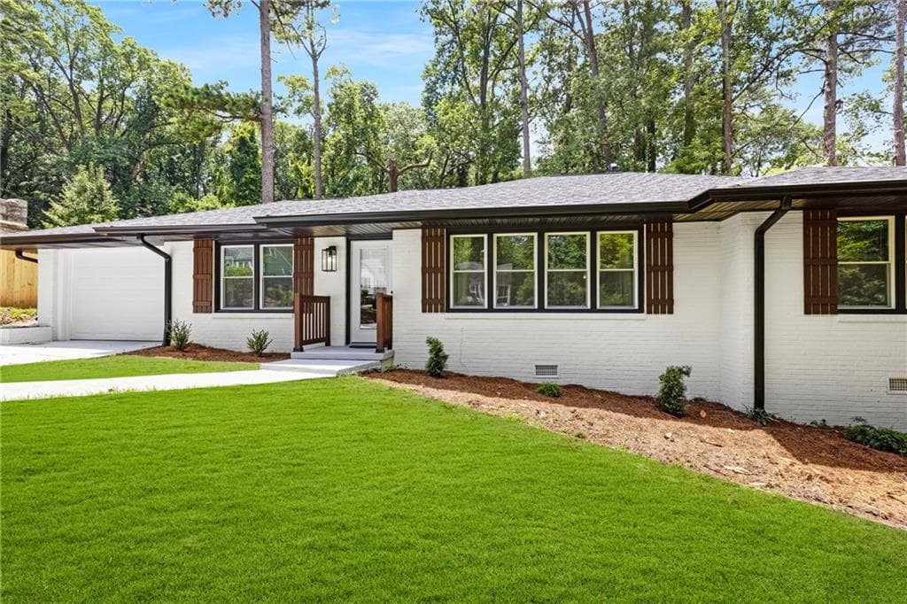 3 bedroom, 2 bathroom, 1,419 sq ft single family residence sold at 1121 Chatham Avenue, Atlanta, GA 30311