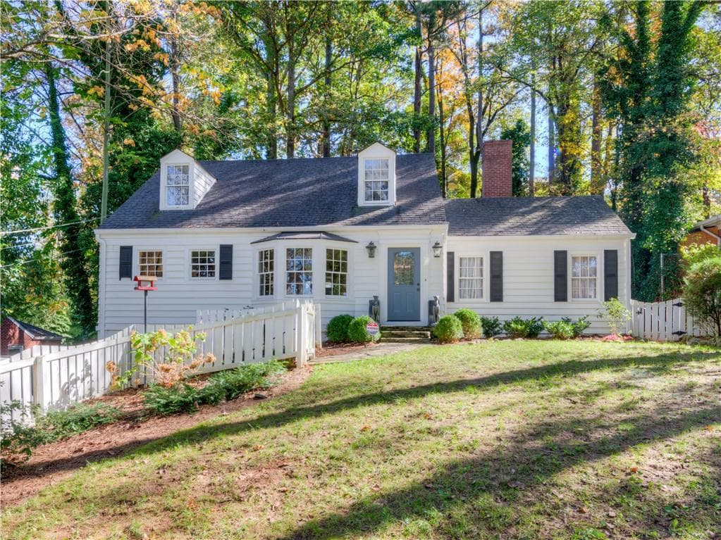 3 bedroom, 3 bathroom, 2,498 sq ft single family residence sold at 195 Alberta Drive, Atlanta, GA 30305