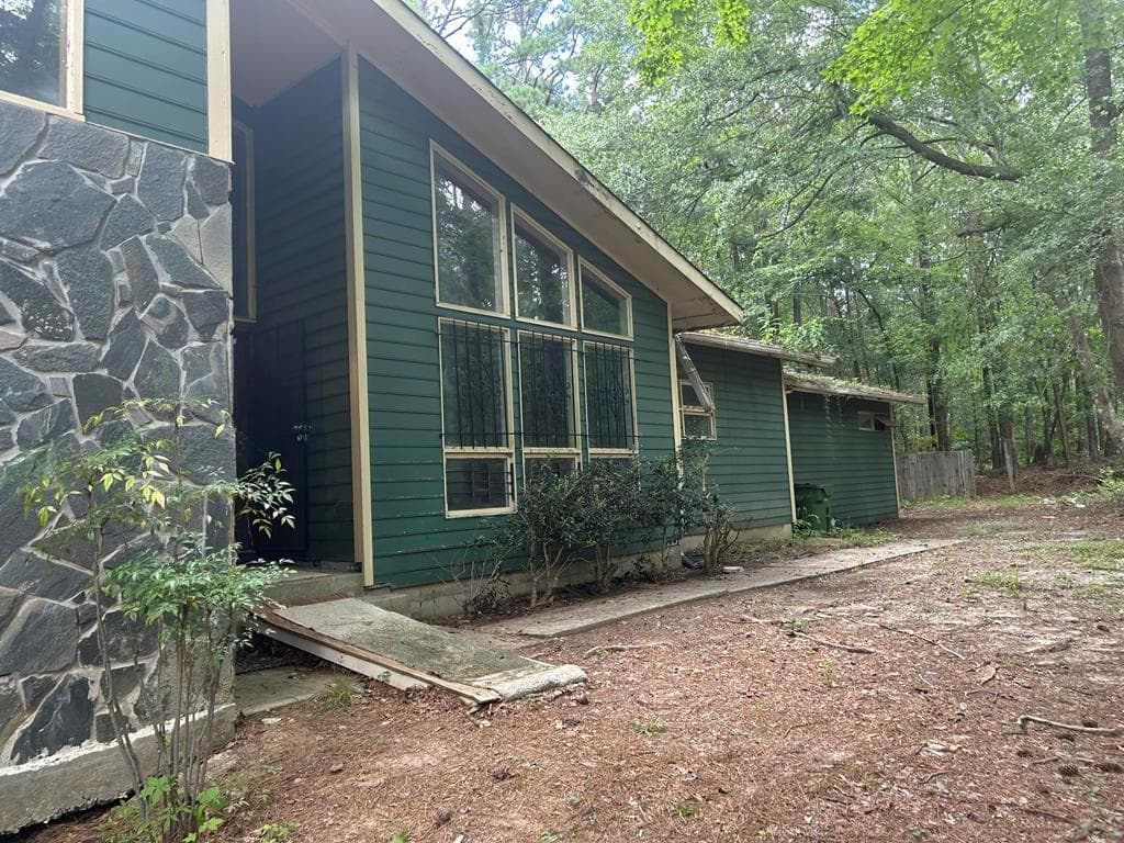 2725 Old Jonesboro Road, Fairburn, GA 30213 — most recent listing photo