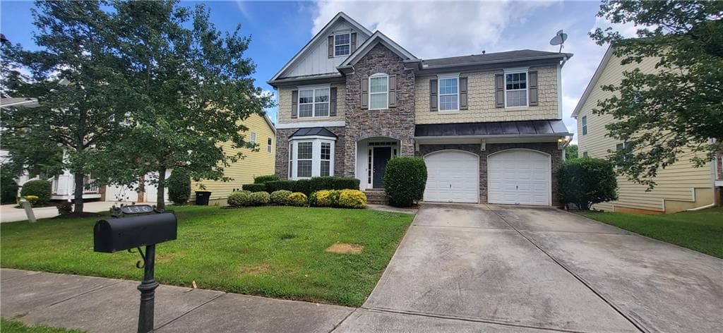 136 Lakeshore Parkway, Newnan, GA 30263 — most recent listing photo