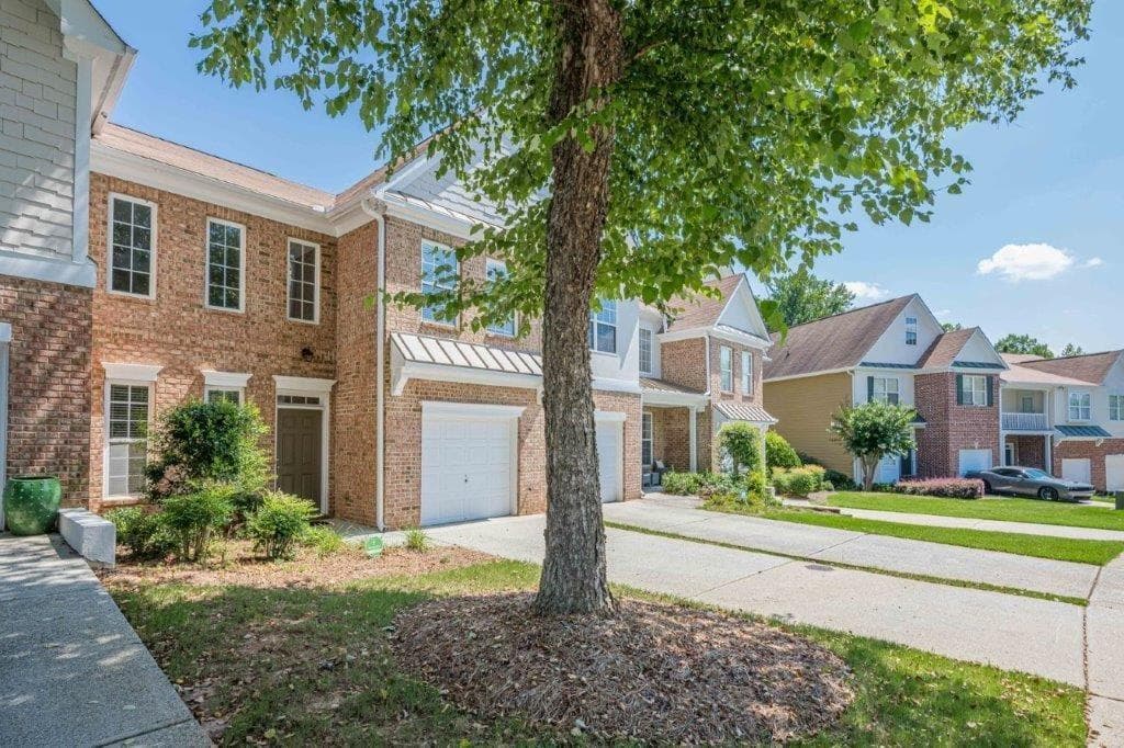 353 Grayson Way, Alpharetta, GA 30004 — most recent listing photo