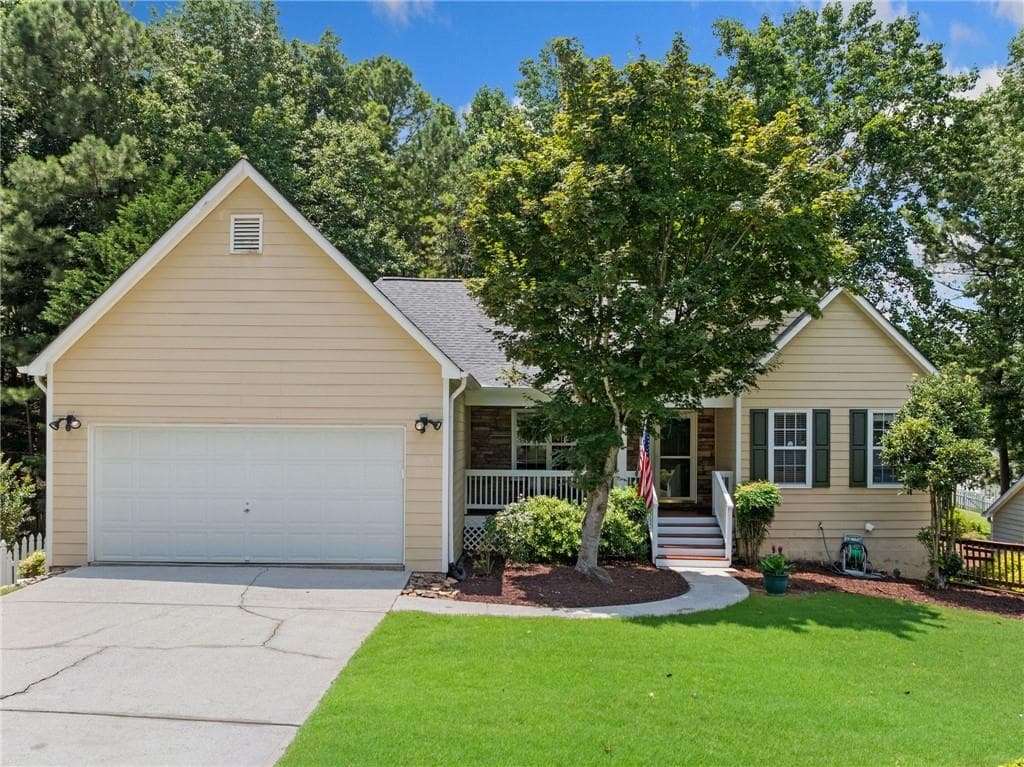 5776 Amberside Lane, Sugar Hill, GA 30518 — most recent listing photo