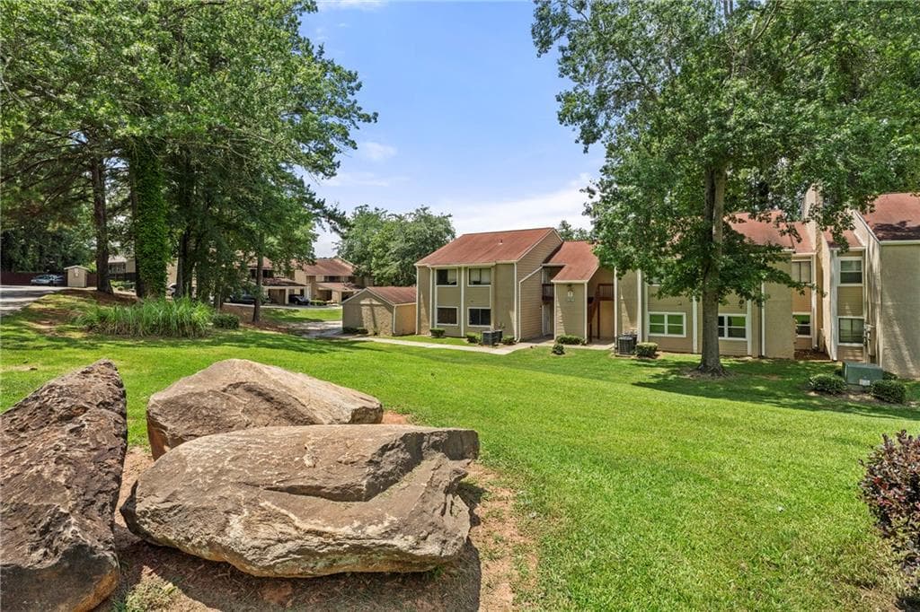 3575 Oakvale Road 105, Decatur, GA 30034 — most recent listing photo