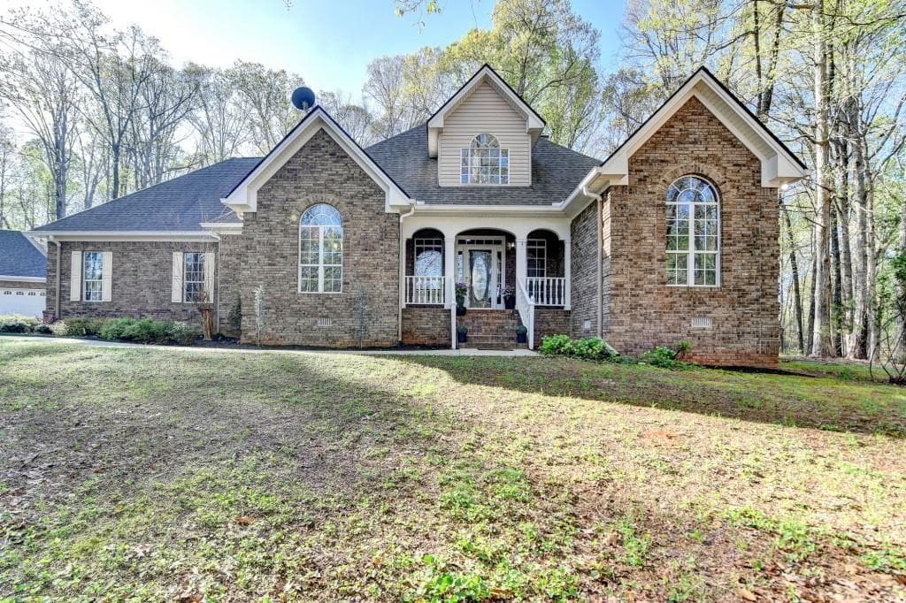 122 Valley Way, Pendergrass, GA 30567 — most recent listing photo