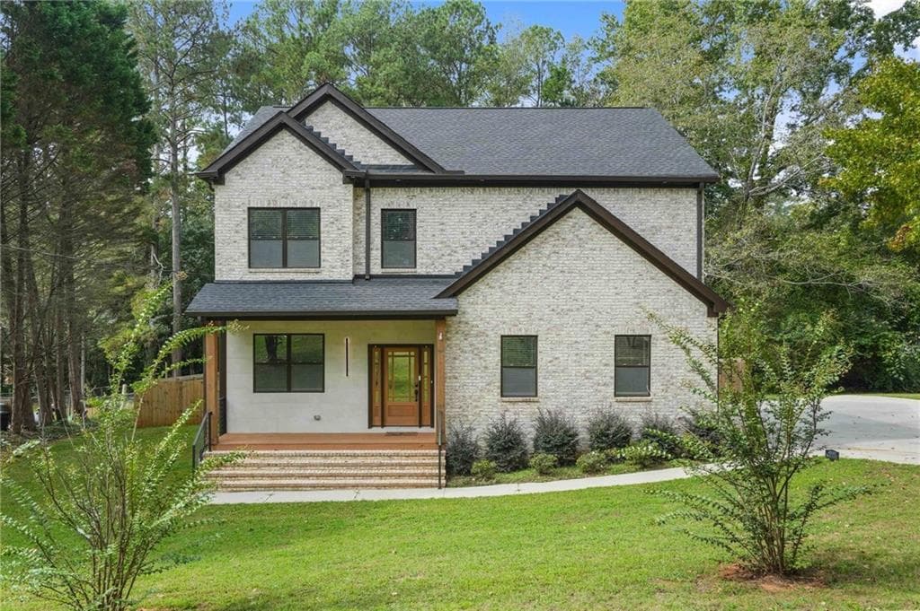 4 bedroom, 3 bathroom, 3,042 sq ft single family residence sold at 2091 Tudor Castle Circle, Decatur, GA 30035