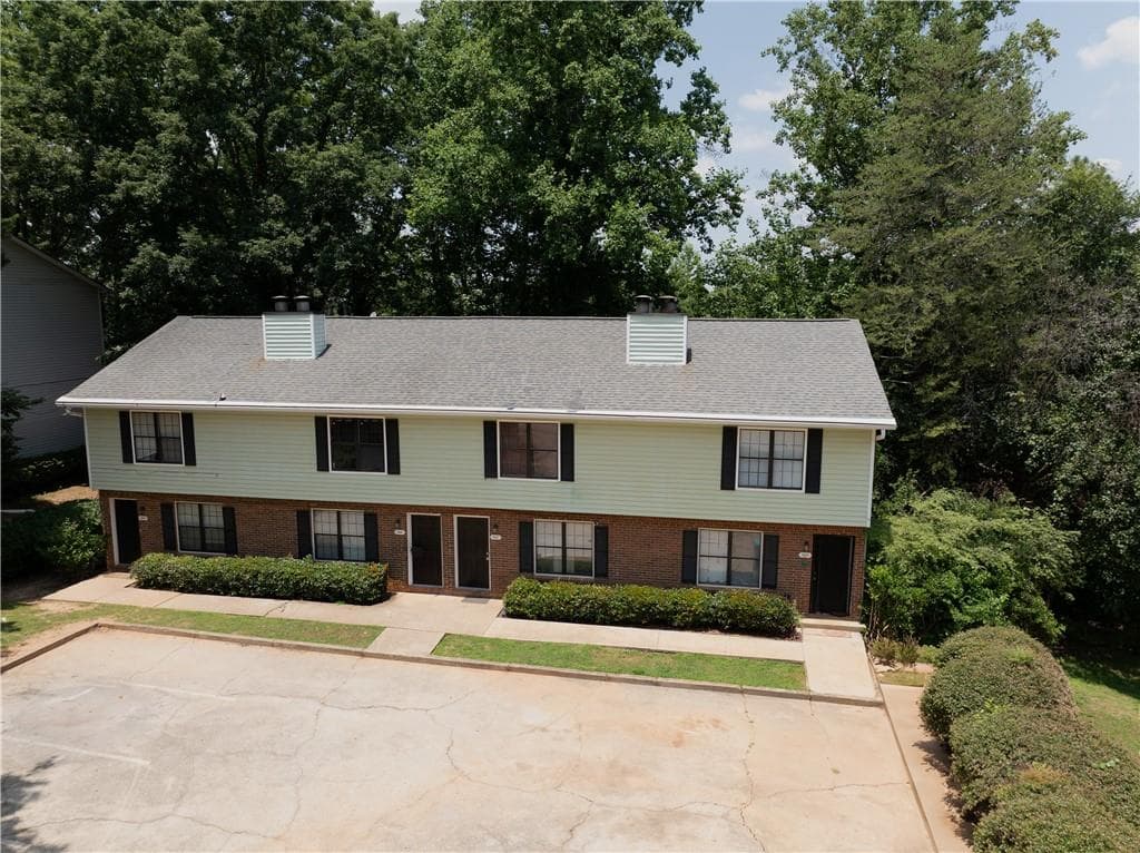 quadruplex sold at 3033 Destin Cir, Snellville, GA 30078