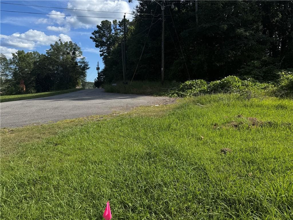 single family residence under contract at 85 Maple Street, Dawsonville, GA 30534 — photo 4