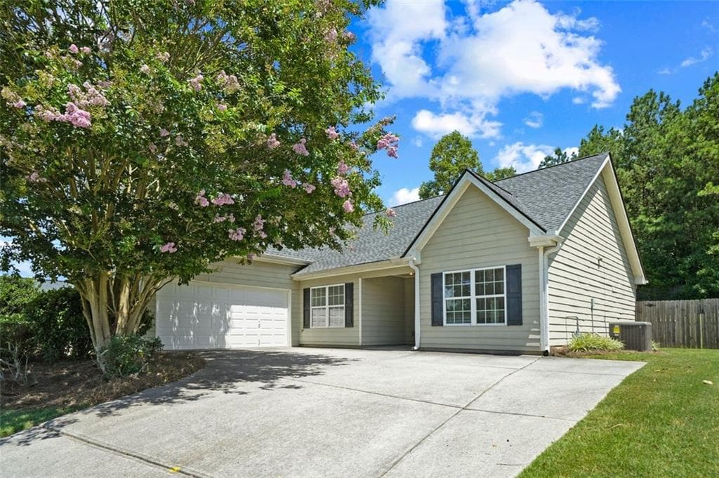 6345 Aarons Way, Flowery Branch, GA 30542 — most recent listing photo