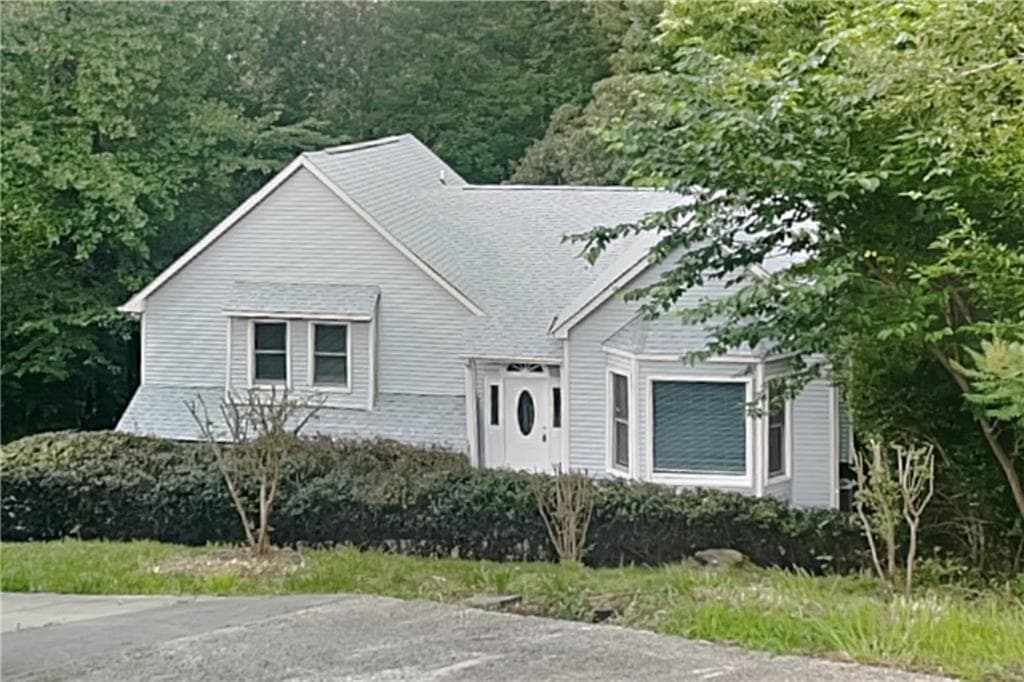 4 bedroom, 3 bathroom, 2,627 sq ft single family residence sold at 2237 Blenheim Court, Marietta, GA 30066