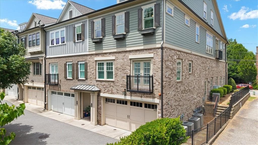 153 Norcross Street, Roswell, GA 30075 — most recent listing photo