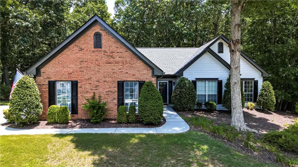 2085 HUNTINGTON HILL Trace, Buford, GA 30519 — most recent listing photo