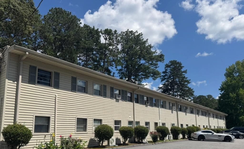 2109 Pine Tree Drive C12, Buford, GA 30518 — most recent listing photo