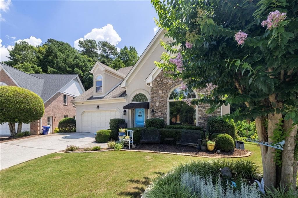 4 bedroom, 4 bathroom, 2,787 sq ft single family residence sold at 3498 Greystone Circle, Atlanta, GA 30341