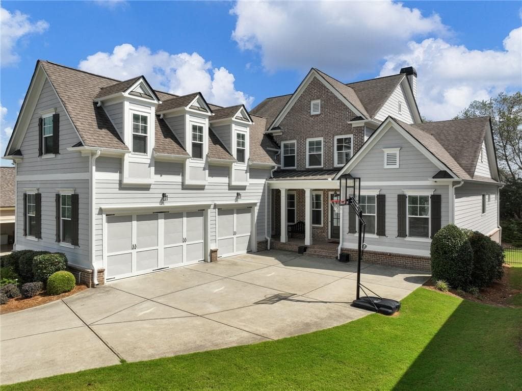 5521 Autumn Flame Drive, Braselton, GA 30517 — most recent listing photo