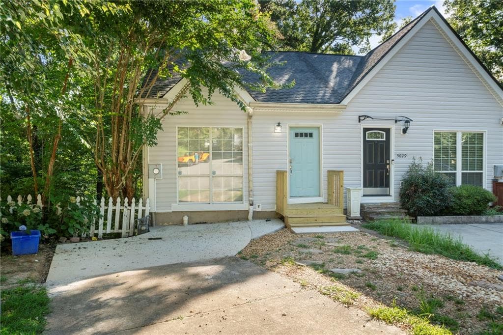 5027 David Place, Smyrna, GA 30082 — most recent listing photo