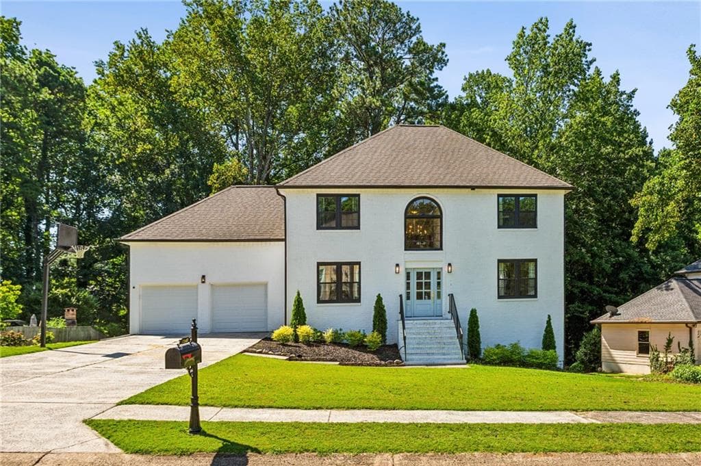 5 bedroom, 4 bathroom, 3,772 sq ft single family residence sold at 1940 Kerry Creek Drive, Marietta, GA 30066