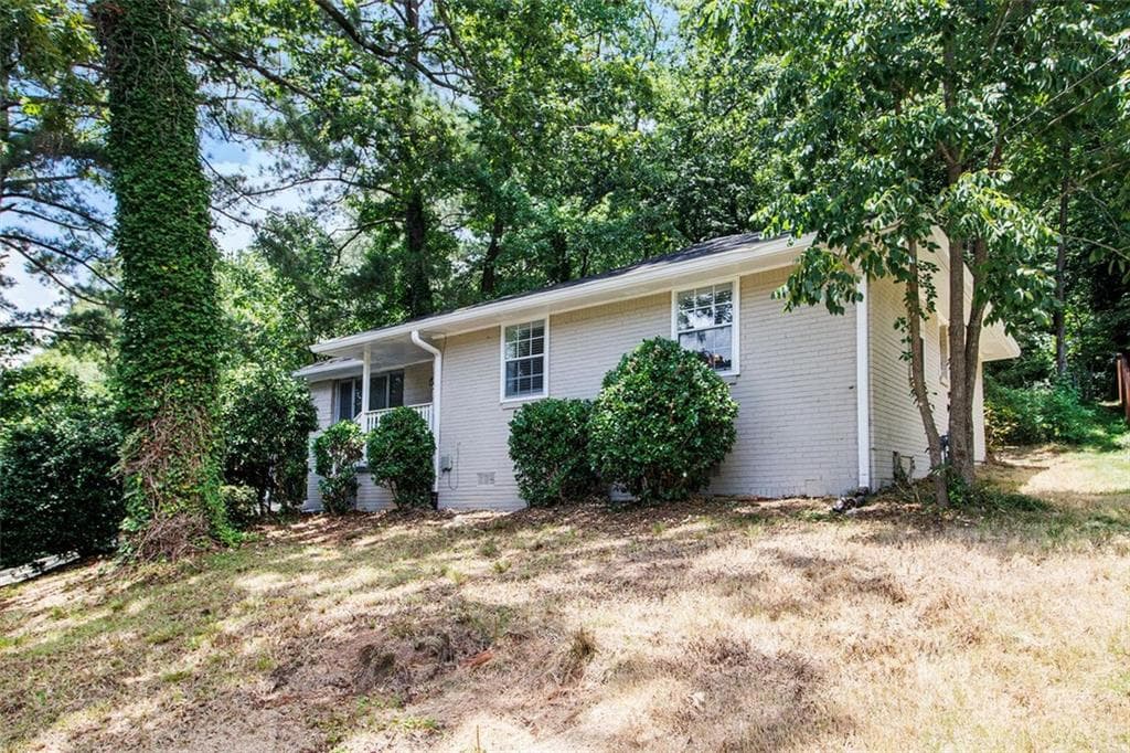 3 bedroom, 3 bathroom, 1,188 sq ft single family residence sold at 2918 SANTA MONICA Drive, Decatur, GA 30032