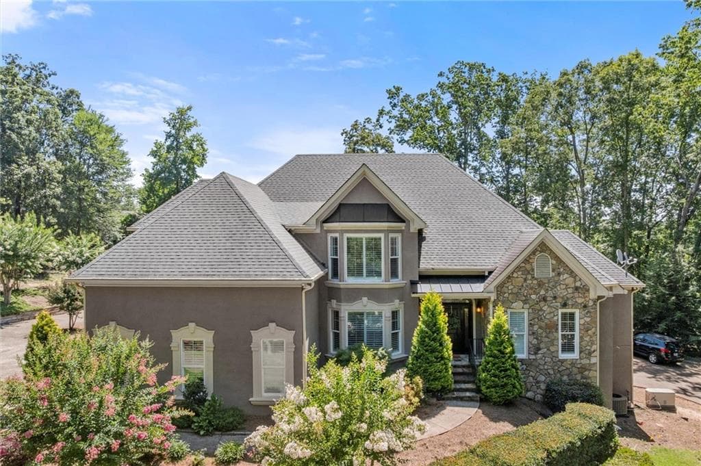 5 bedroom, 5 bathroom, 5,866 sq ft single family residence sold at 3400 Williams Road, Marietta, GA 30062