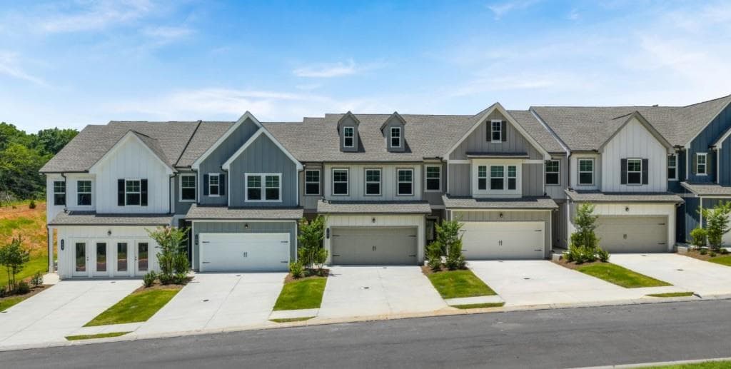 109 Milledge Commons Drive, Milledgeville, GA 31061 — most recent listing photo