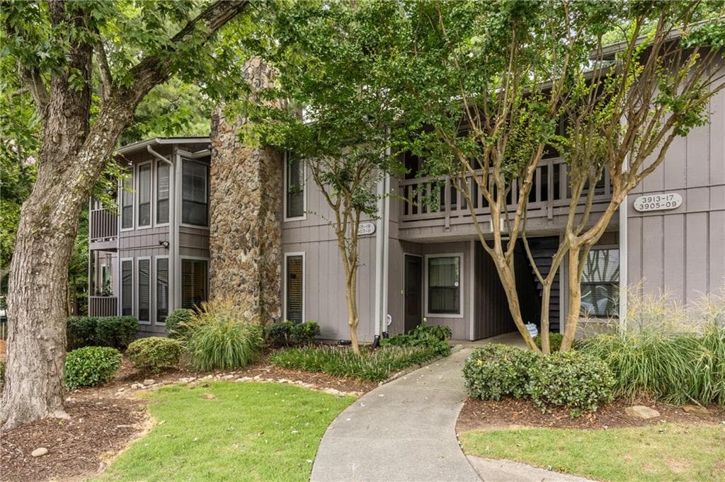 3919 Woodridge Way, Tucker, GA 30084 — most recent listing photo