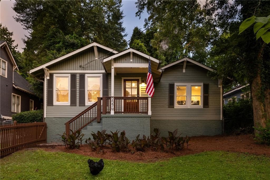 3 bedroom, 2 bathroom, 1,350 sq ft single family residence sold at 2279 Sutton Street, Atlanta, GA 30317